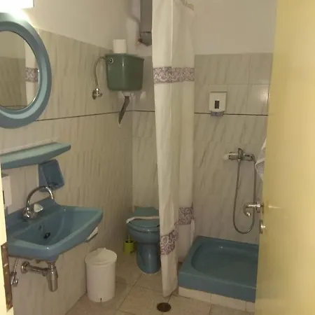 Alkyoni Hotel 2*